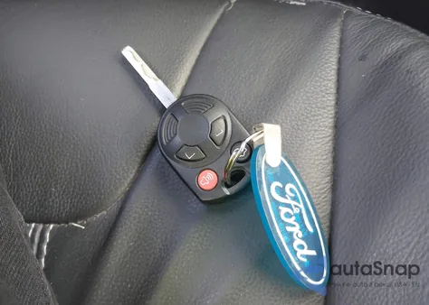 2014 Ford Focus Se from USA, damaged, VIN 1FADP3K25EL243571